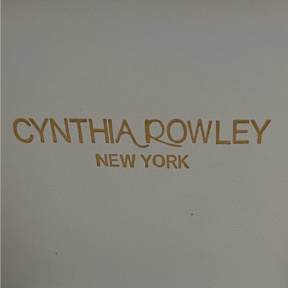 NWOT Never worn Cynthia Rowley Gold and Silver Our Lady of Guadalupe Bracelet - Picture 5 of 5